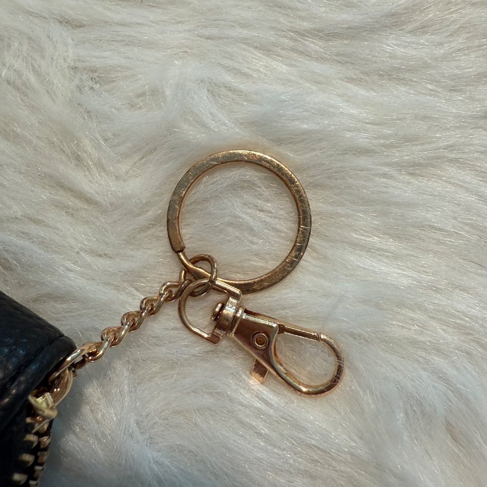 Crystal Embellished Rhinestone Card Holder Keychain - Picture 4 of 5